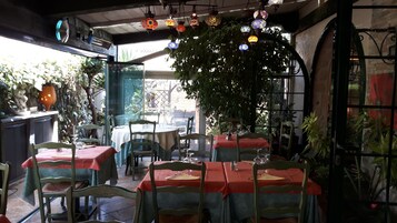 Lunch, dinner served; Greek cuisine, alfresco dining 