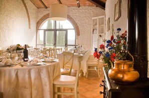 Restaurant - Tenuta di Poggio Cavallo (Grosseto)