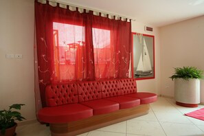 منطقة الجلوس في الردهة