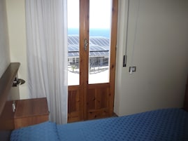 Double Room | Premium bedding, in-room safe, desk, cribs/infant beds