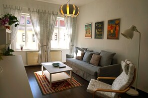 Uklassifisert bilde, 3 av 9, knapp