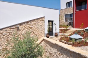 Property entrance - Agartha Boutique Hotel - StoneHouse (Tomar)