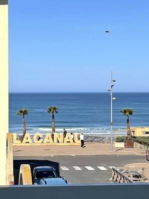 Strand-/havudsigt