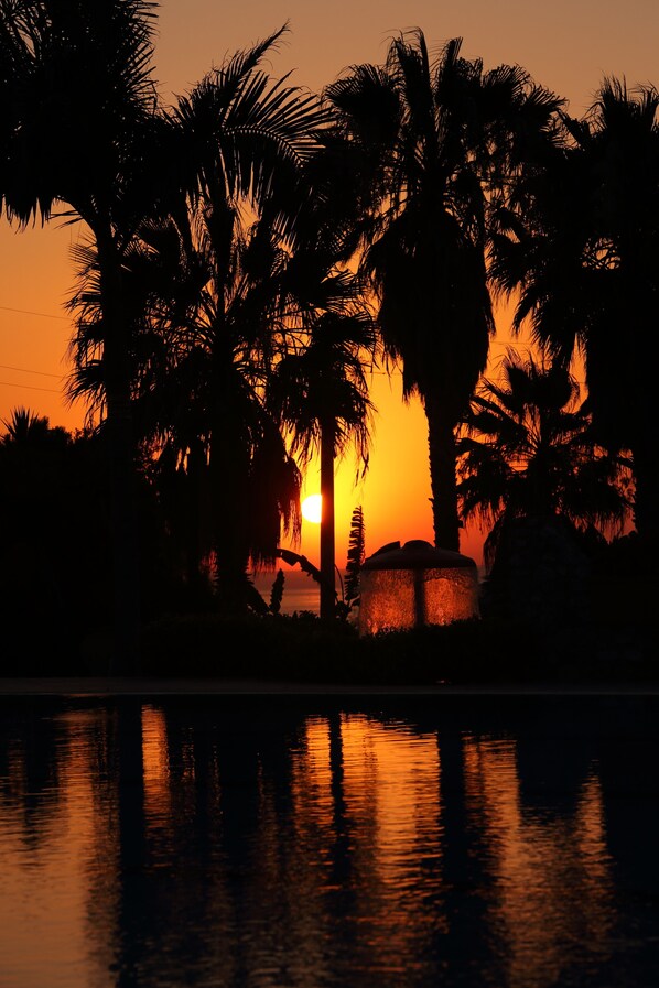 Classic Double Room, 1 Bedroom | Premium bedding, desk, blackout drapes, bed sheets - Hotel Calabrisella (Ricadi)