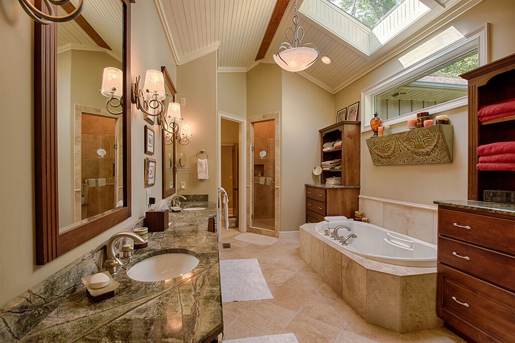 Shower, towels