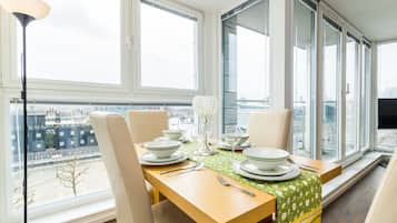 Apartment, 2 Schlafzimmer | 2 Schlafzimmer, kostenloses WLAN