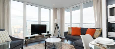 Apartment, 2 Bedrooms | Living room
