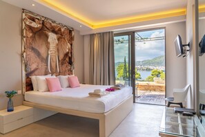 Suite, 1 Bedroom, Sea View | Minibar, in-room safe, desk, blackout drapes - Core Luxury Suites (Skiathos)