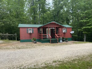 Exterior - Cabin #3, NASHVILLE, Memphis, Kentucky Lake, Birdsong , Loretta Lynns, Paris Tn (Camden)