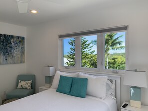 4 bedrooms, desk, iron/ironing board, travel cot