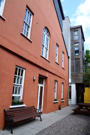 Terrace/patio - Blackmore Court (Cork)