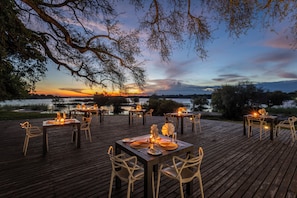 Dining - Chundu Island (Victoria Falls)