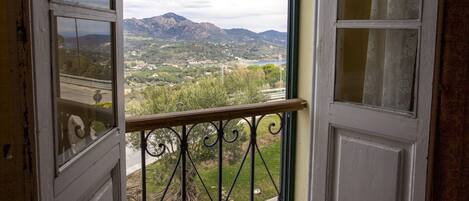 Classic-Apartment, 1 Schlafzimmer | Ausblick vom Zimmer