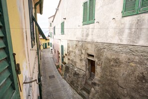 Apartment, 2 Bedrooms | View from room - Appartamento Il Chiasso (Capoliveri)