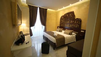 Deluxe Double Room | Premium bedding, down duvets, pillow-top beds, in-room safe