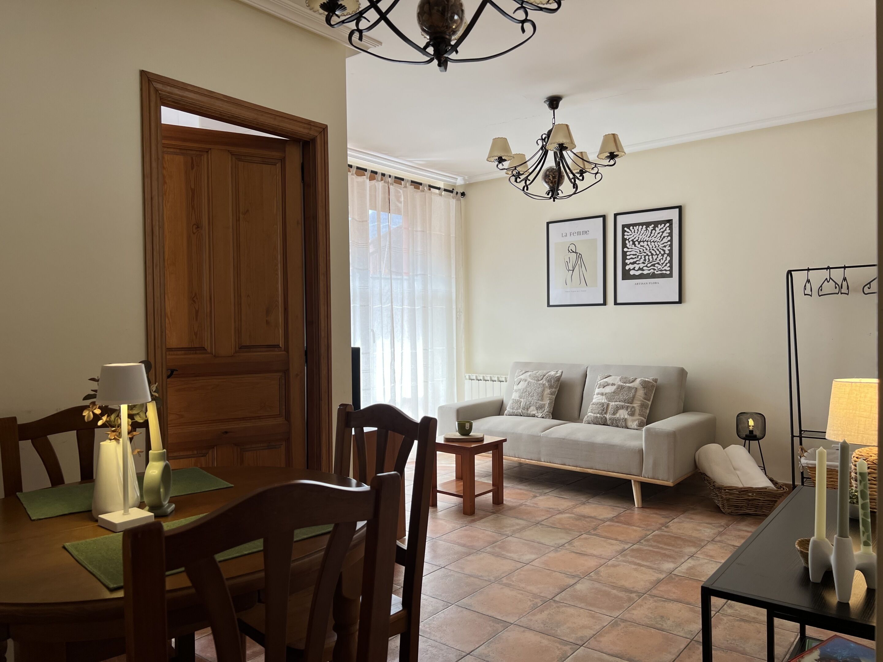 Appartement, salle de bains privée (2 Habitaciones) | Restauration