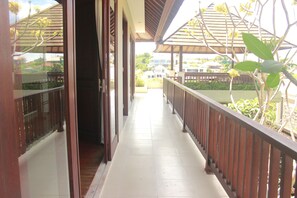 Villa, 3 Bedrooms | Terrace/patio