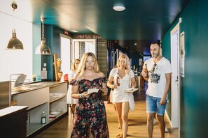 Hypoallergeen beddengoed, donsdekens, geluiddichte muren