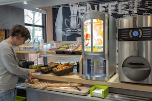 Daily buffet breakfast (EUR 9.9 per person)