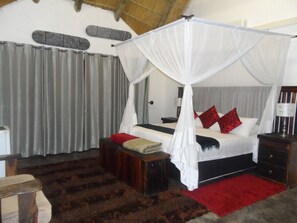 Quarto família | 4 quartos, cofres nos quartos, Wi-Fi de cortesia, roupa de cama