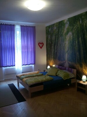 1 bedroom, Frette Italian sheets, premium bedding, down duvets - Doroti Apartment (Prague)