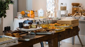 Daily buffet breakfast for a fee - Park Hotel Italia (Cannero Riviera)