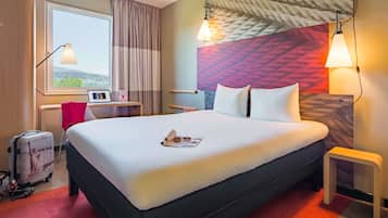 Hypo-allergenic bedding, desk, blackout curtains, soundproofing