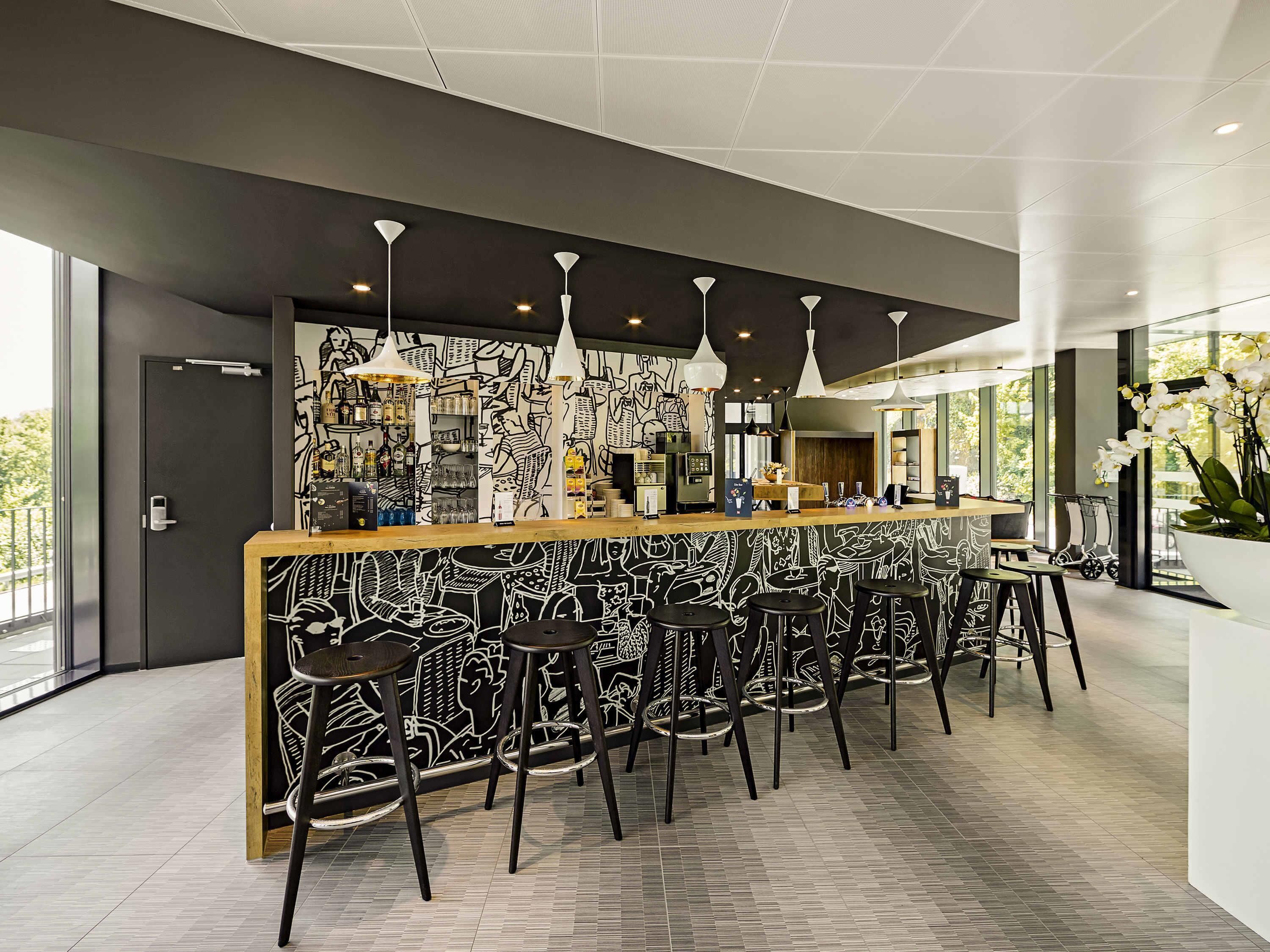 Bar (in der Unterkunft)