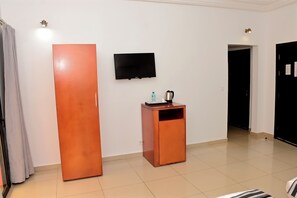 Deluxe Twin Room, 1 Bedroom | Premium bedding, in-room safe, individually decorated - Résidence Feto III (Dakar)