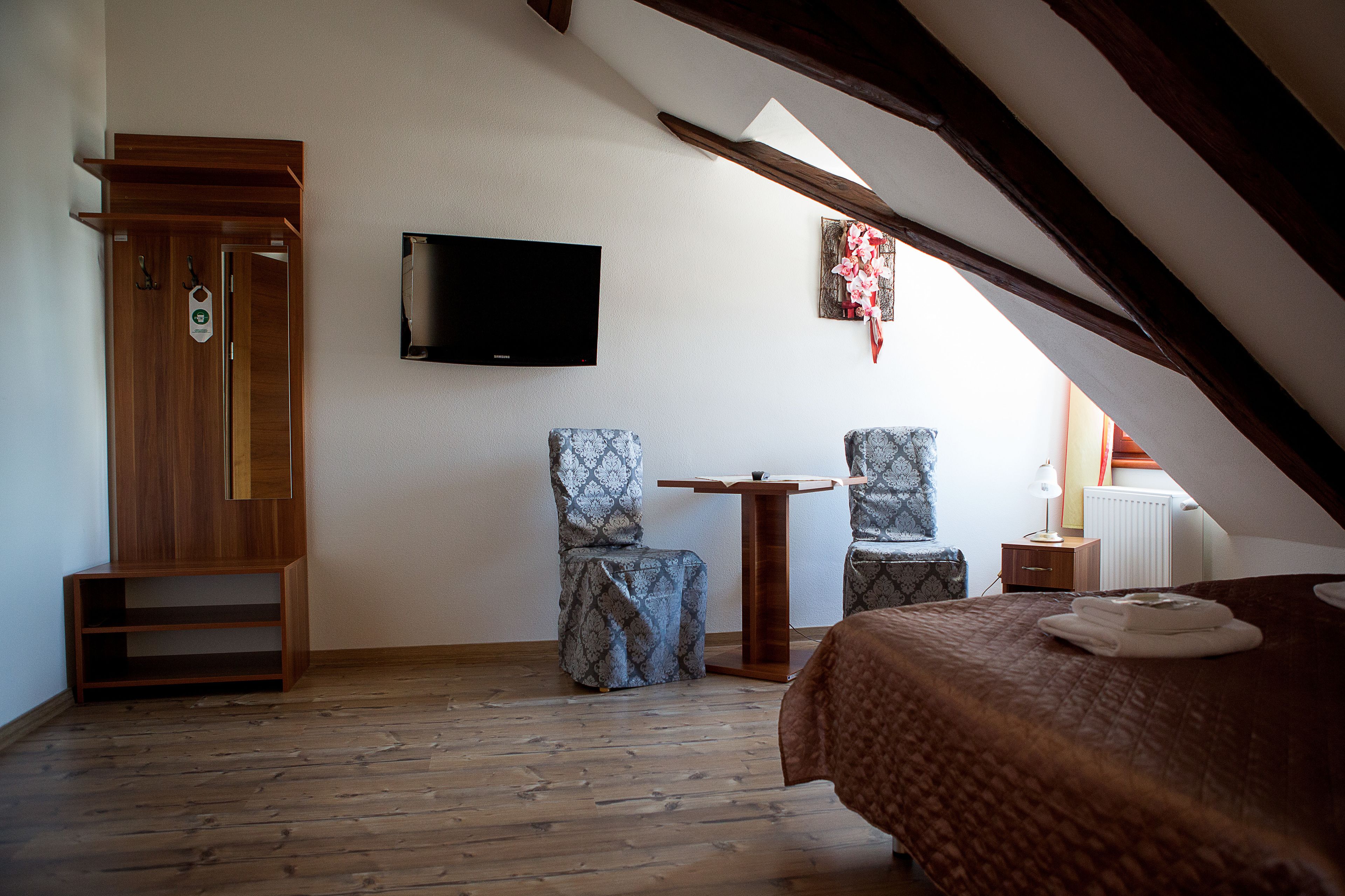 double room | blackout curtains, iron/ironing board, free wifi, bed sheets