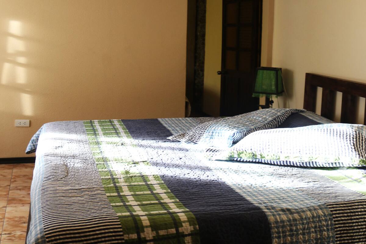 Chambre Quadruple | Coffres-forts dans les chambres, décoration personnalisée