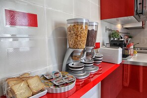 Petit déjeuner buffet compris tous les jours