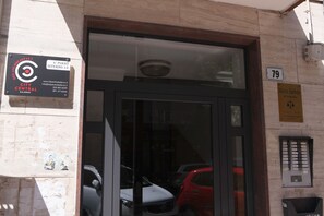 Entrée de l’hébergement