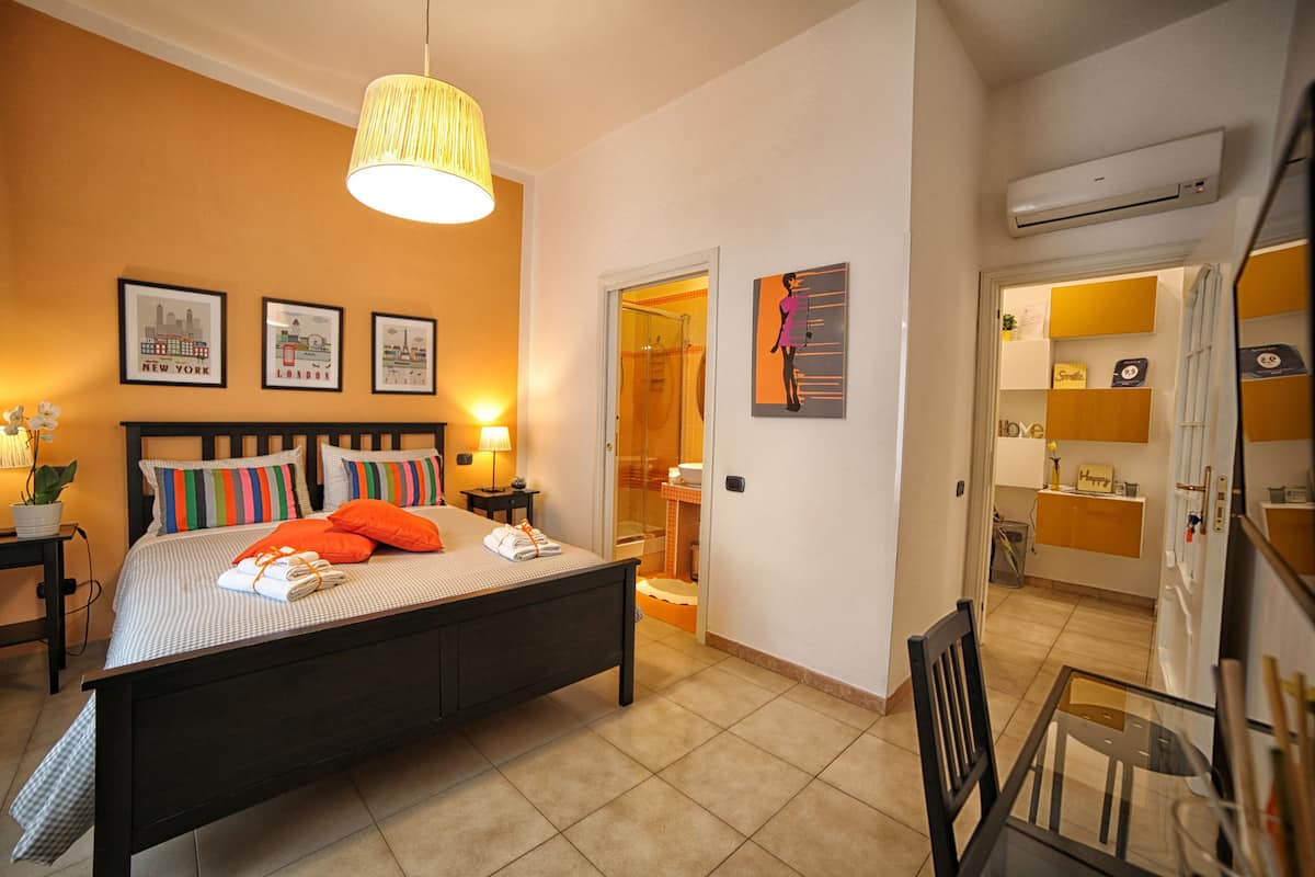 Chambre Double, 1 grand lit | Vue de la chambre
