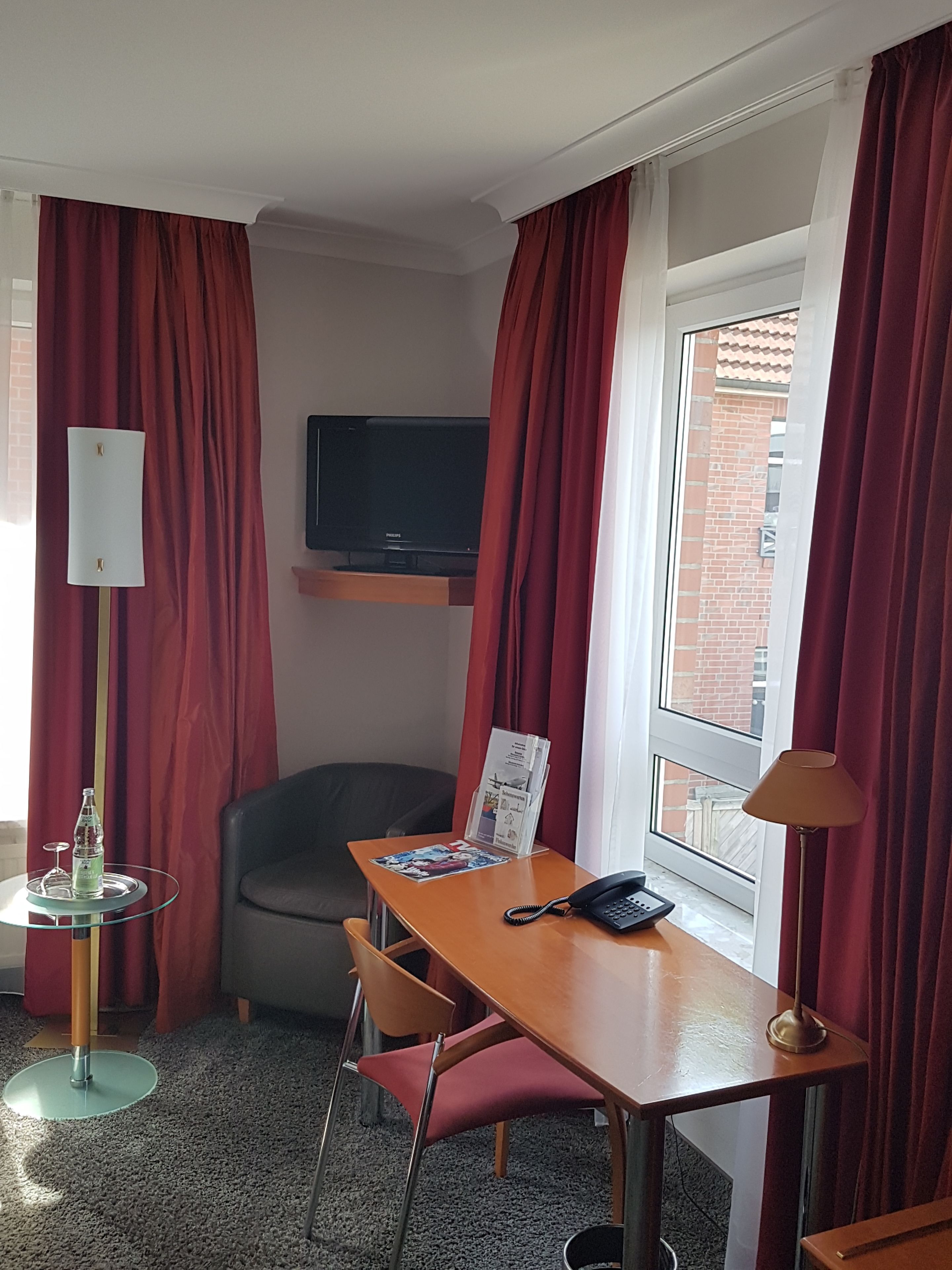 basic double room | room amenity