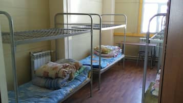 Standard Shared Dormitory (8 People)