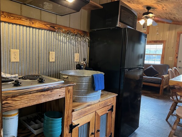 Comfort Cabin, 1 Bedroom, Lake View | Private kitchenette | Full-size fridge, microwave, coffee/tea maker, toaster