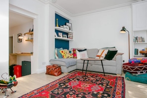 Apartment, 1 Bedroom | Living room