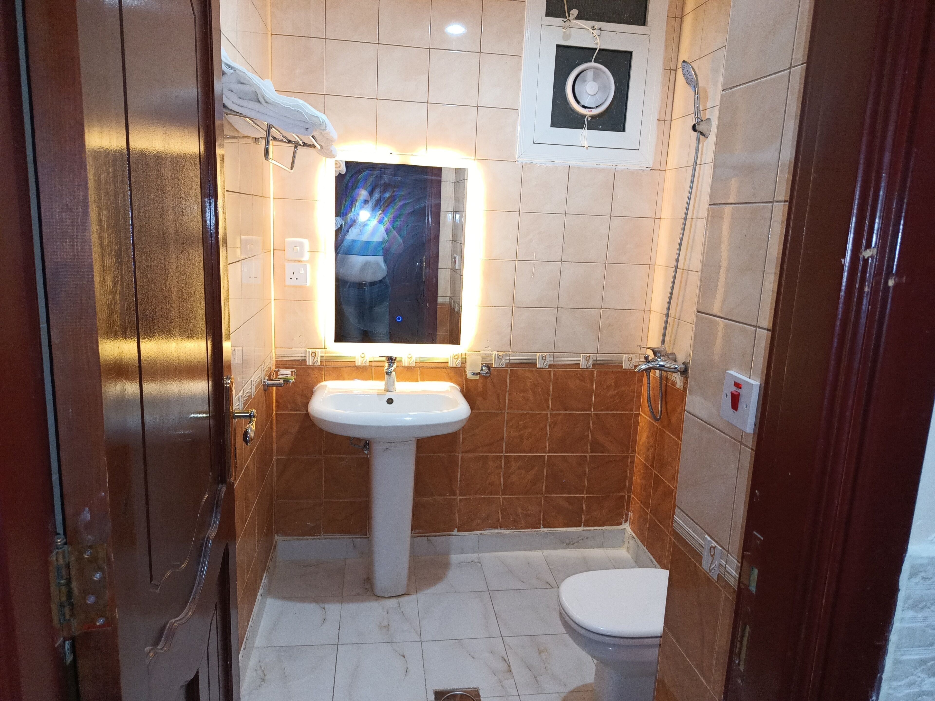 Sidrathul Aaliya Golden Hotel