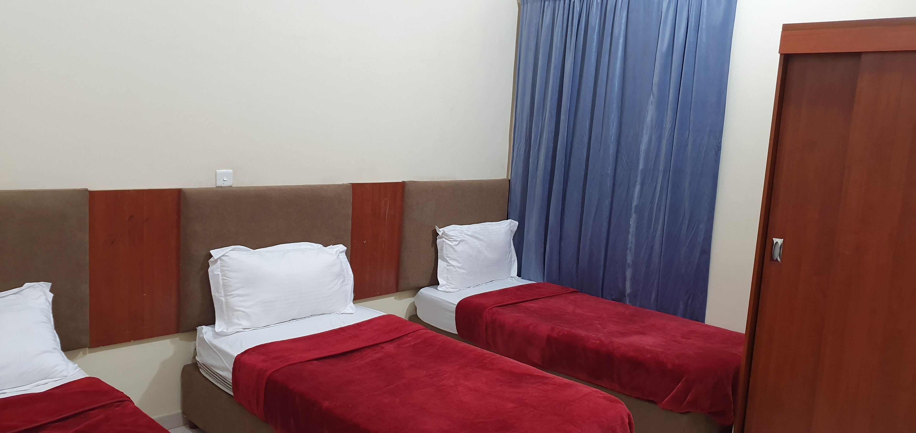 Sidrathul Aaliya Golden Hotel