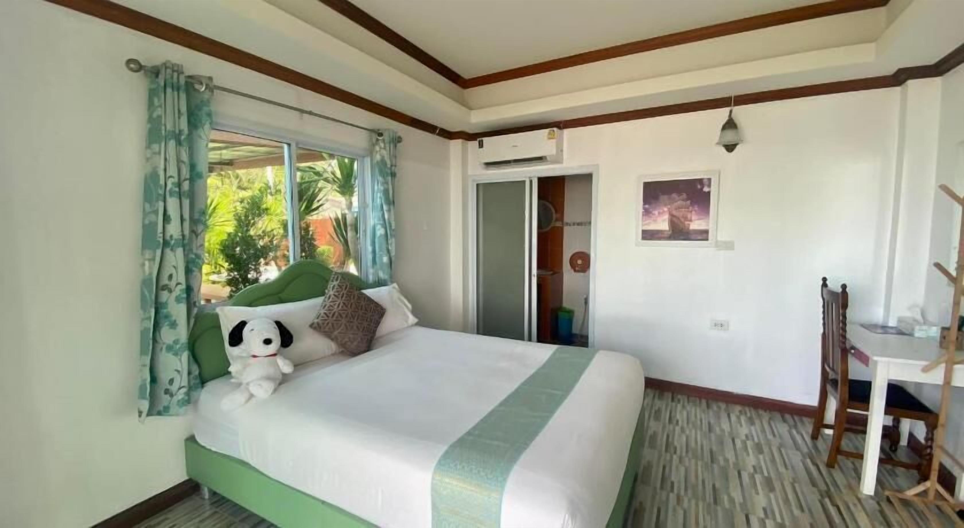 Minibar, blackout curtains, free cots/infant beds, rollaway beds