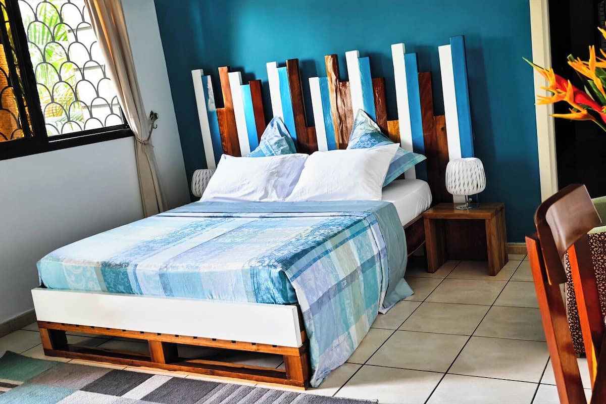 Suite junior | 1 habitación, sábanas de algodón egipcio y ropa de cama de alta calidad