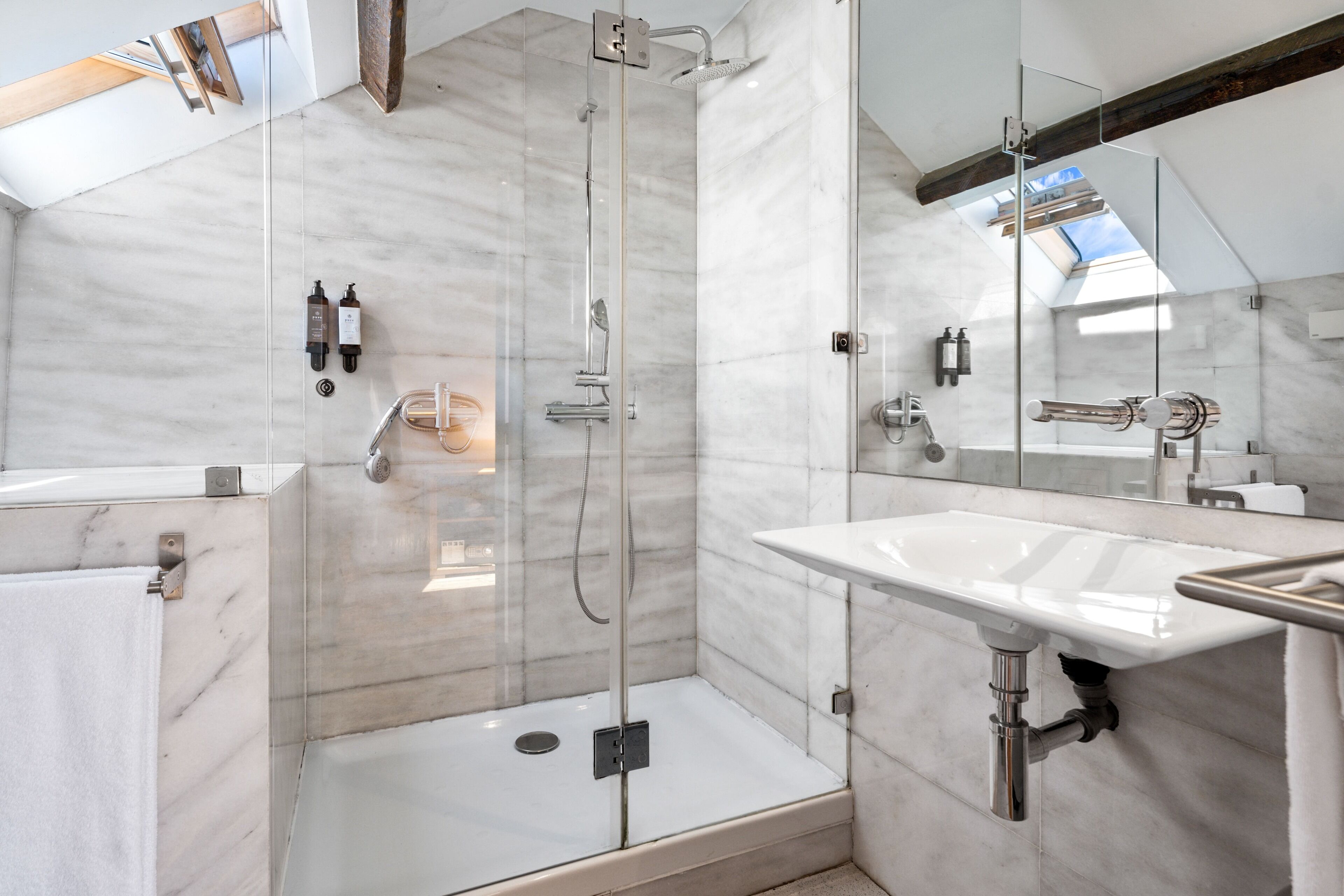 Photo - Quinta Colina by Shiadu