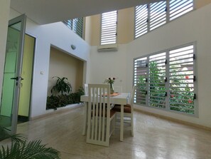 Business centre - Nouvelle Villa Mia (Abidjan)