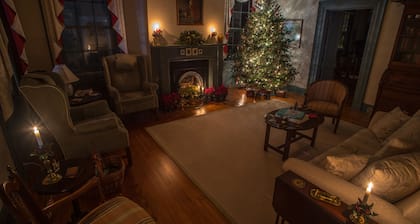 Benjamin Ellis House Bed & Breakfast