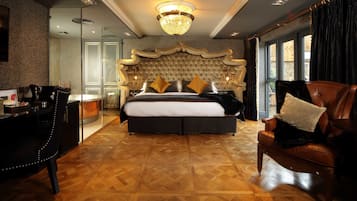 Premier-Suite, Whirlpool | Bettwäsche aus ägyptischer Baumwolle, hochwertige Bettwaren, Minibar