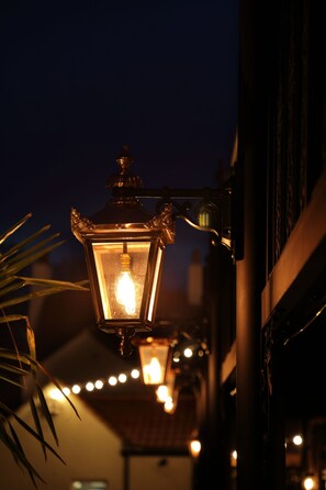 Fasade – kveld/natt