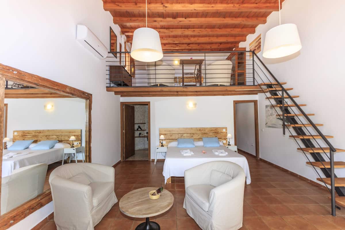 Duplex, terraço (Espardell) | 1 quarto, ferros/tábuas de passar roupa, Wi-Fi de cortesia