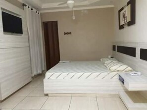 Design Twin Room | Desk, free WiFi, bed sheets - Hotel Flex In (Osasco)