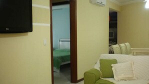 Apartment (1018) | Living room - Apartamento Menos de 100m do Mar (Bombinhas)